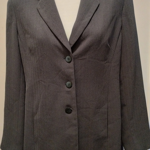 Gianni Petite Blazer - Picture 8 of 12